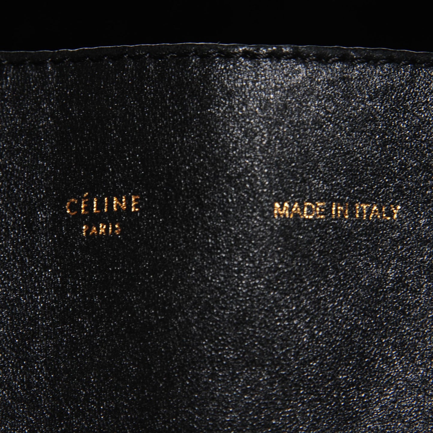 Lambskin Crocodile Embossed Vertical Cabas Black