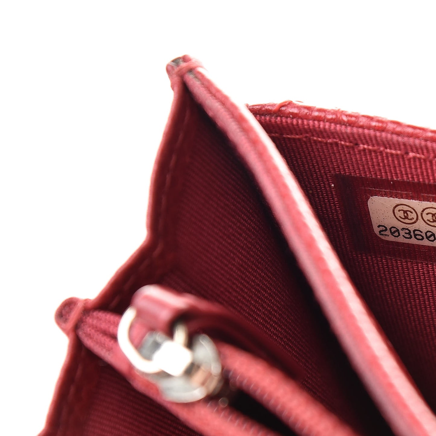 Pearly Caviar Quilted Medium Flap Wallet Red