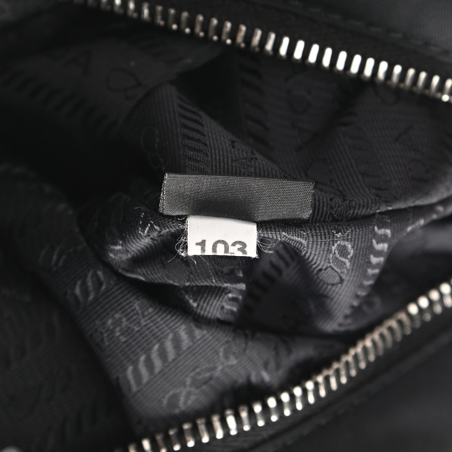 Tessuto Nylon Saffiano Re-Edition 2006 Shoulder Bag Black