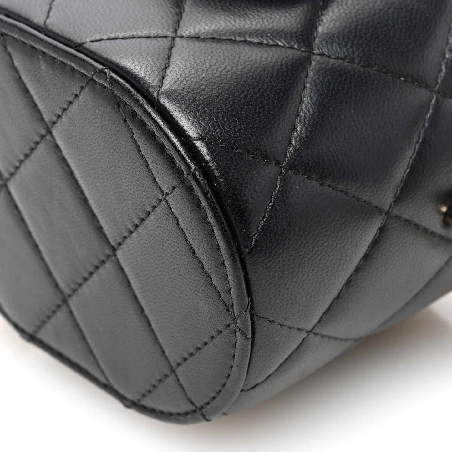 Lambskin Quilted Mini Vanity Case With Chain Black