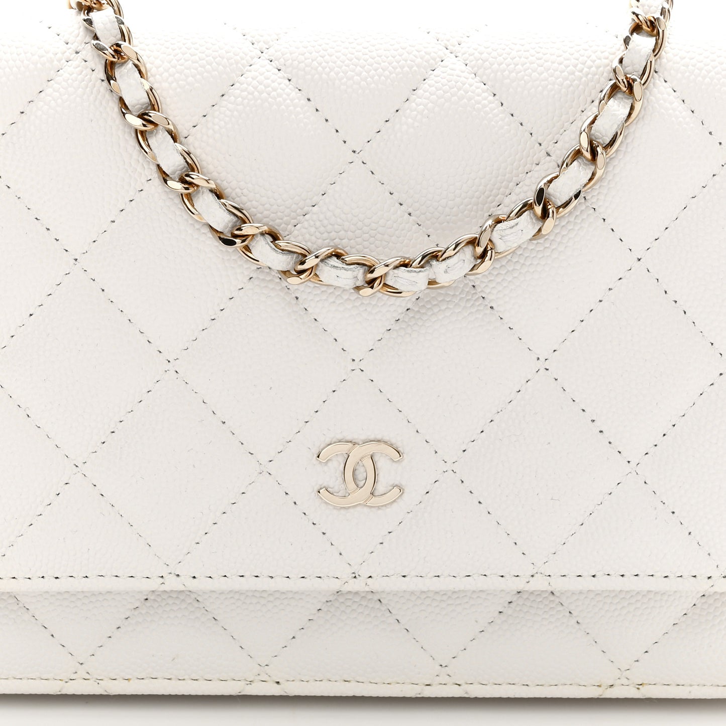 Caviar Quilted Wallet On Chain WOC White