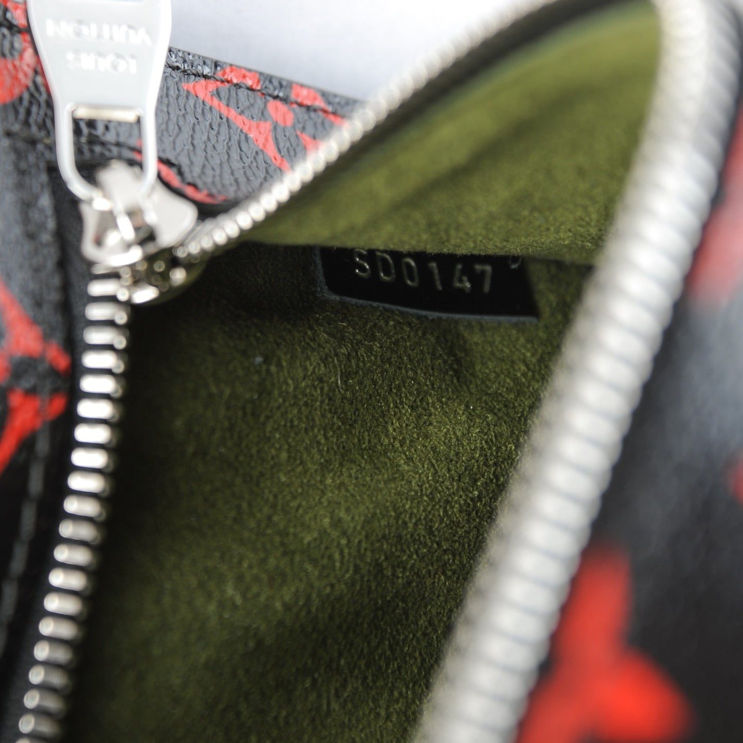 Monogram Infrarouge Pochette Metis