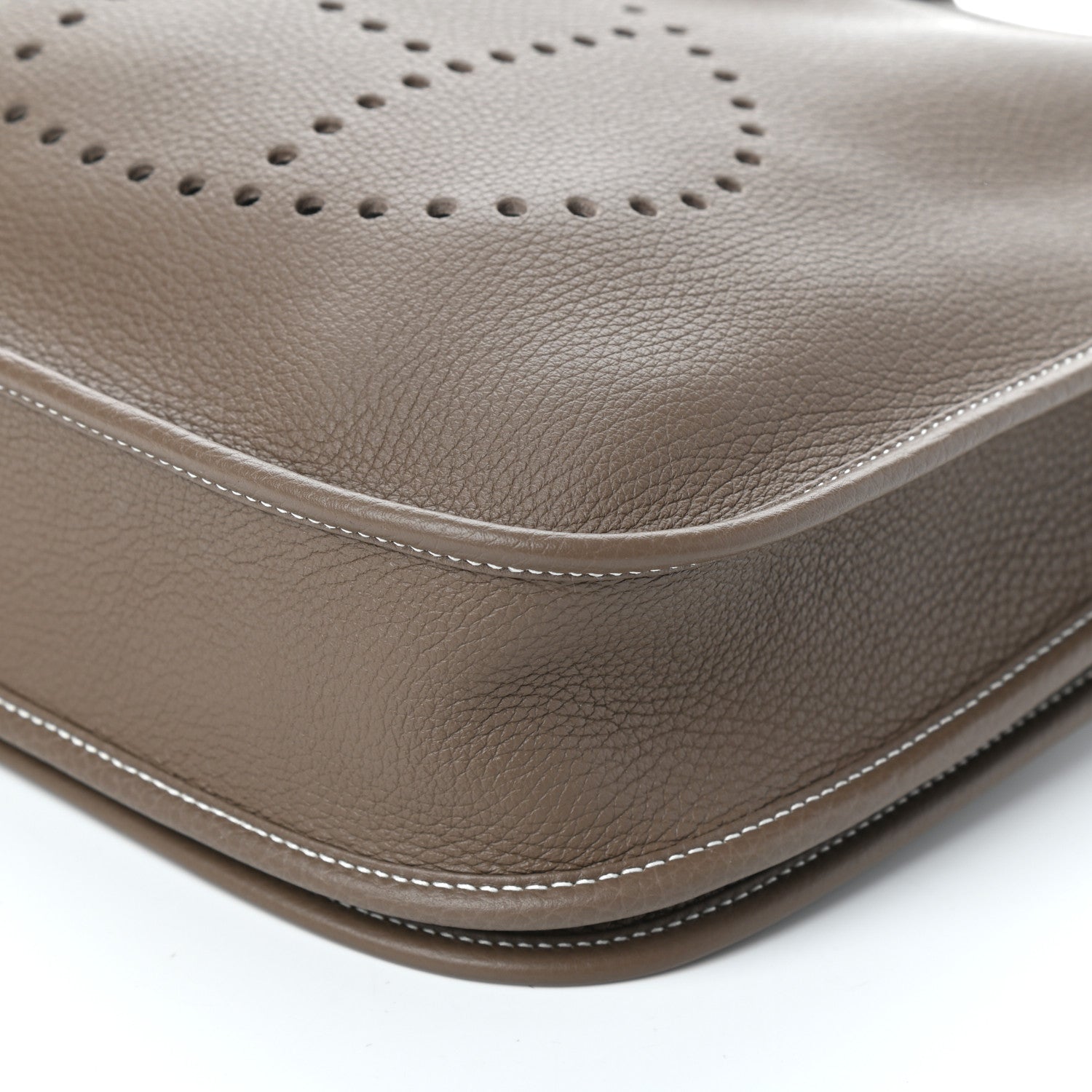 Hermes Taurillon Clemence Evelyne III PM Etoupe 10 of 10