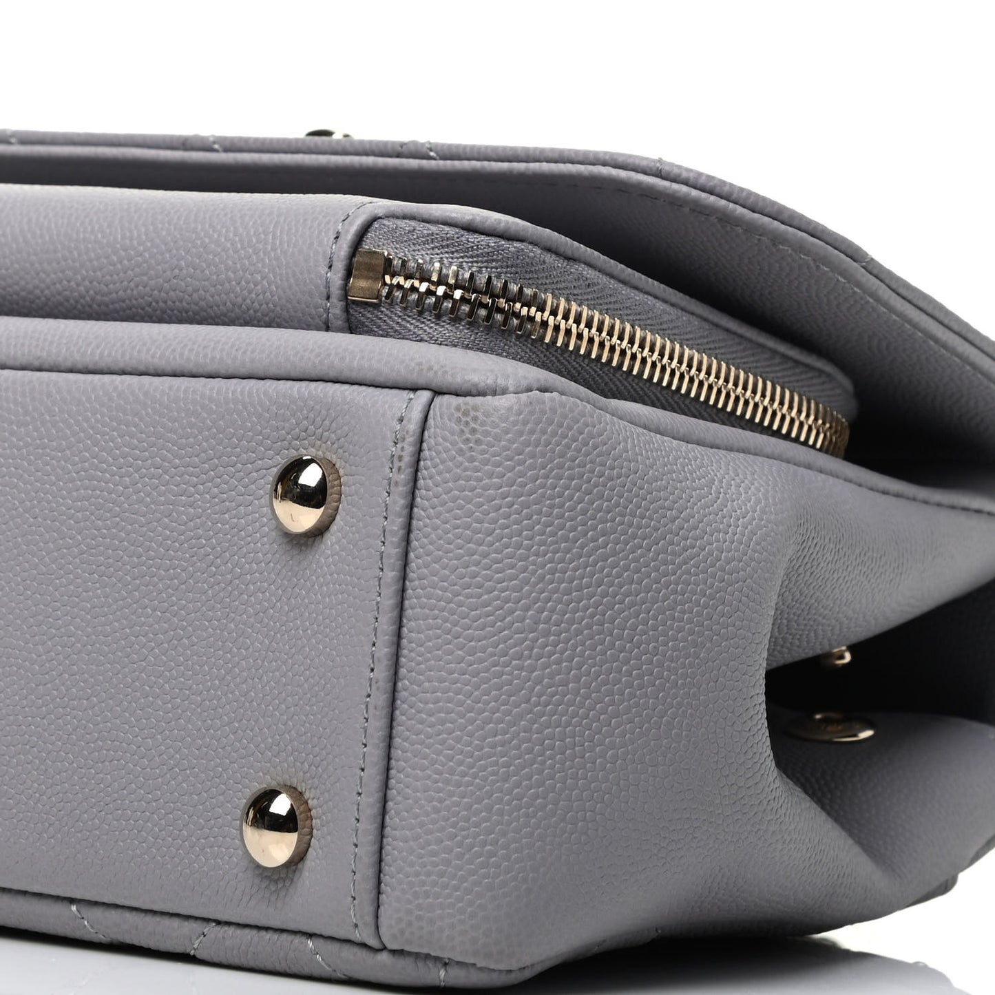 Caviar Quilted Small Business Affinity Flap Grey