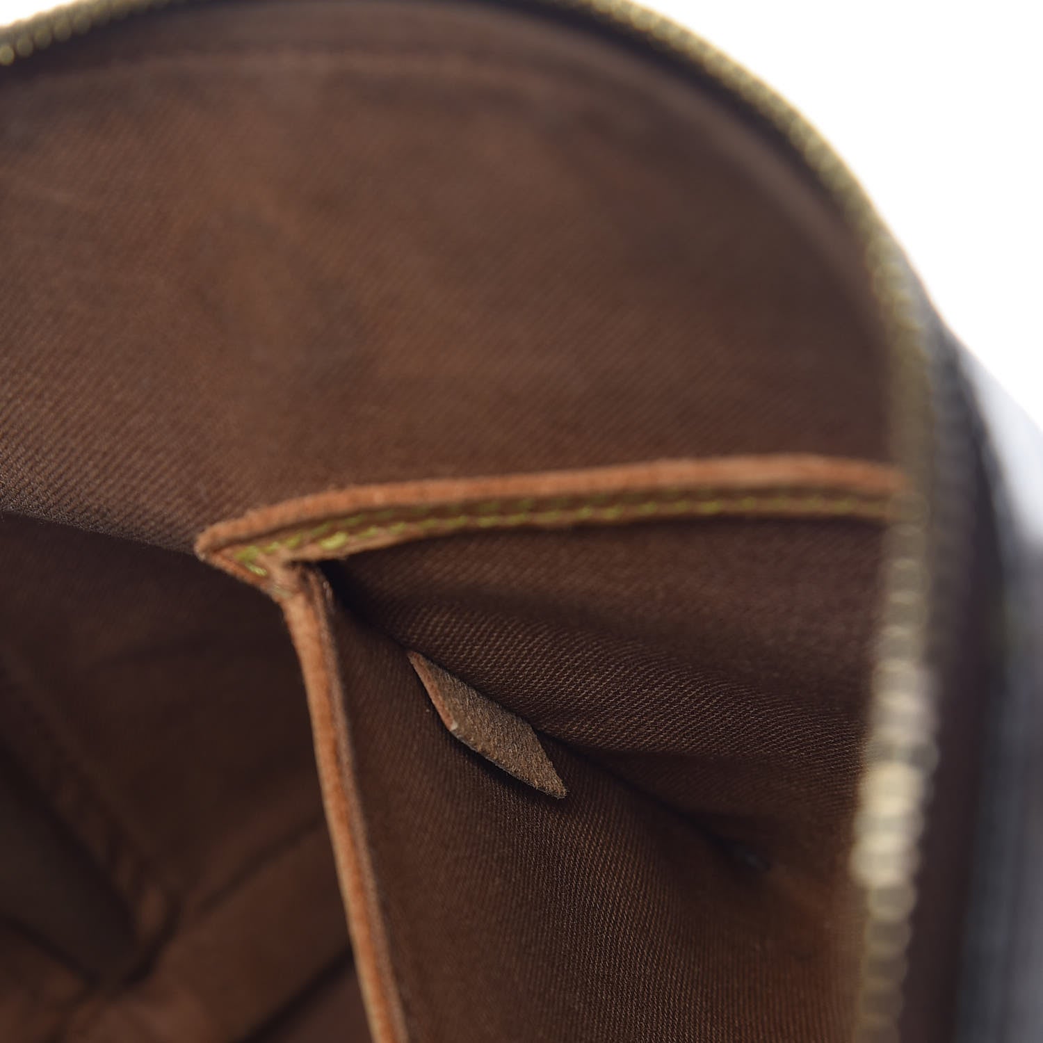 Louis Vuitton Monogram Alma PM 7 of 30