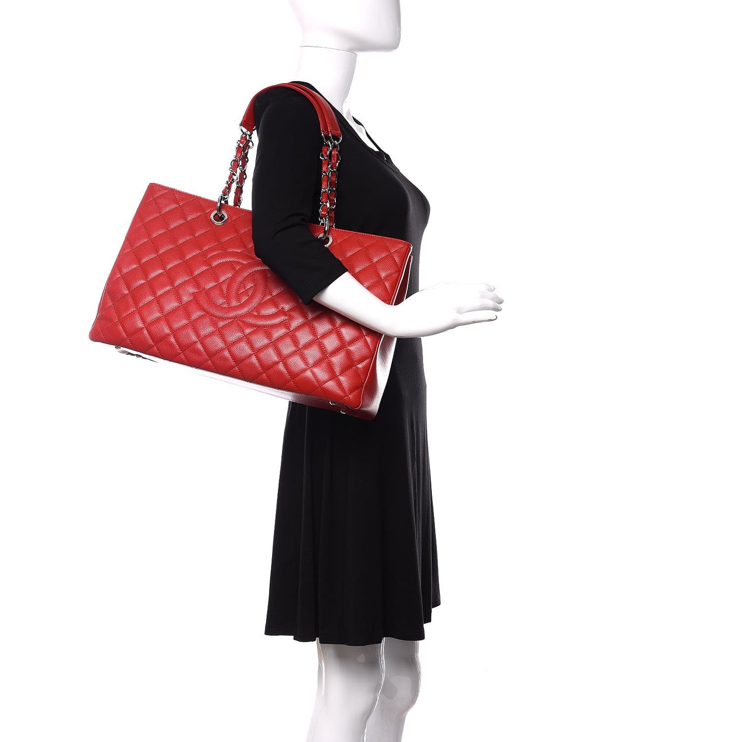 Caviar Quilted XL Grand Shopping Tote GST Red
