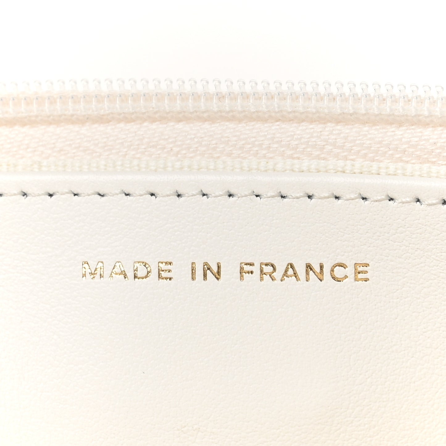 Caviar Quilted Enamel Coco Casino Wallet On Chain WOC White
