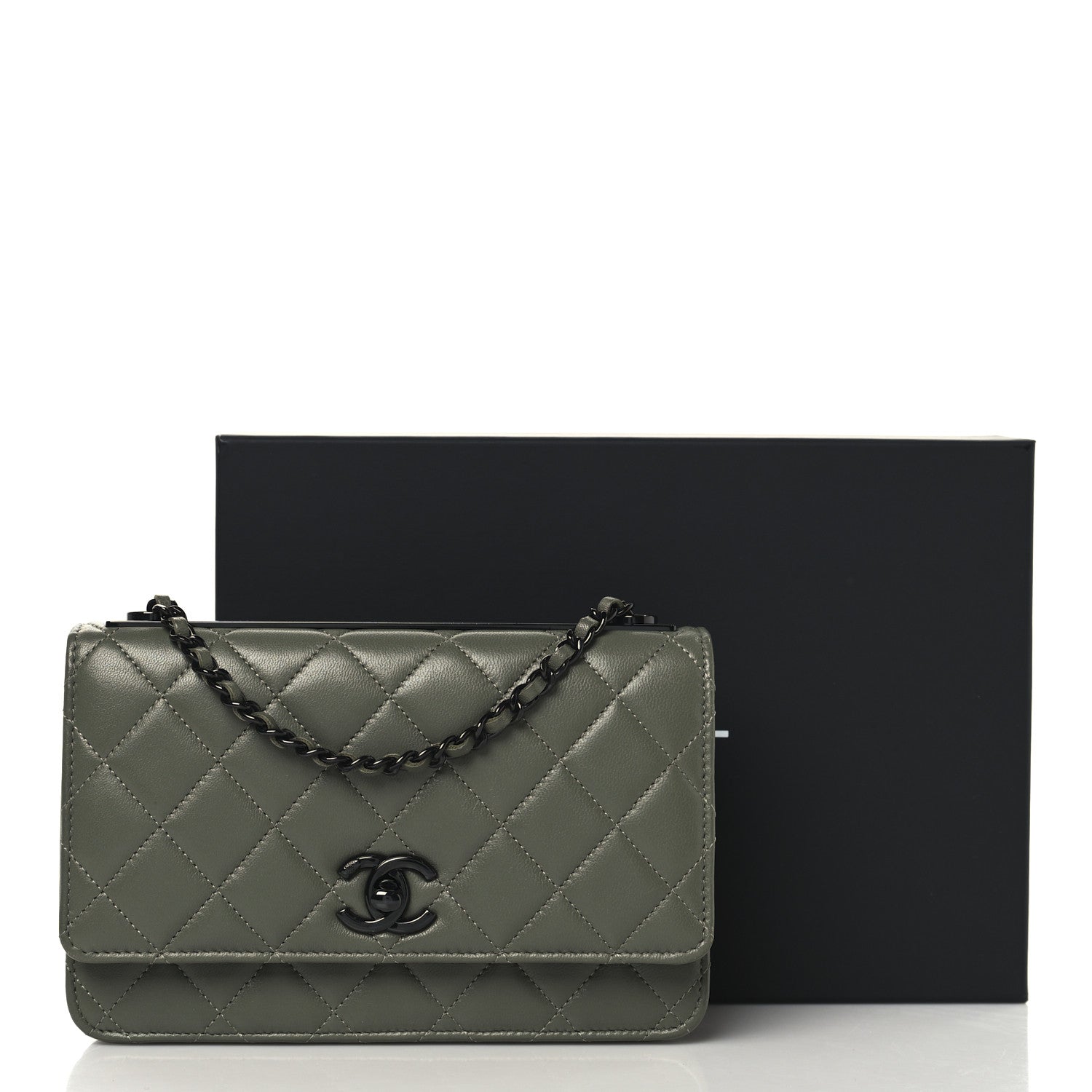 Chanel Lambskin Quilted Trendy CC Wallet On Chain WOC Green 12 of 12