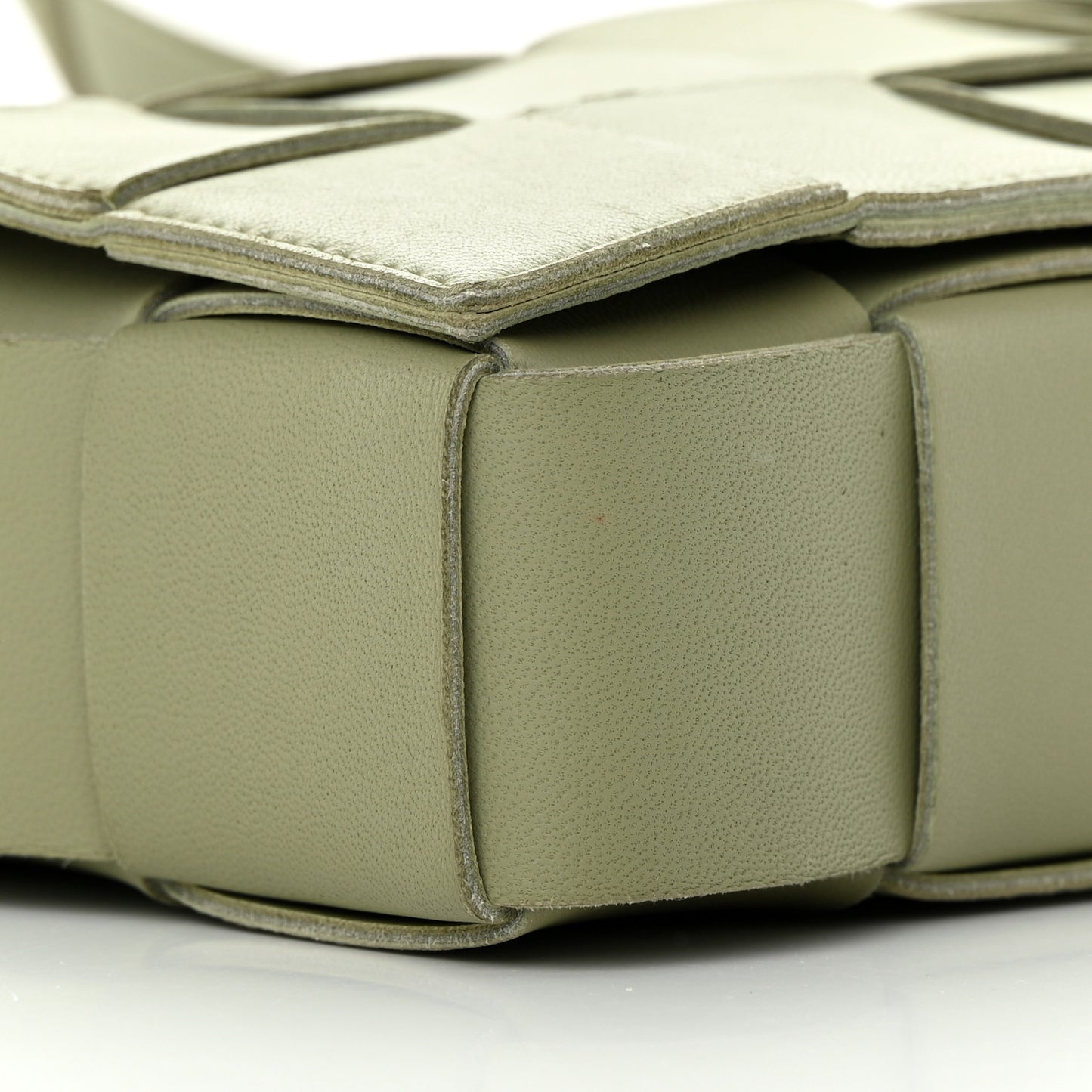 Lambskin Maxi Intreccio Cassette Crossbody Bag Travertine