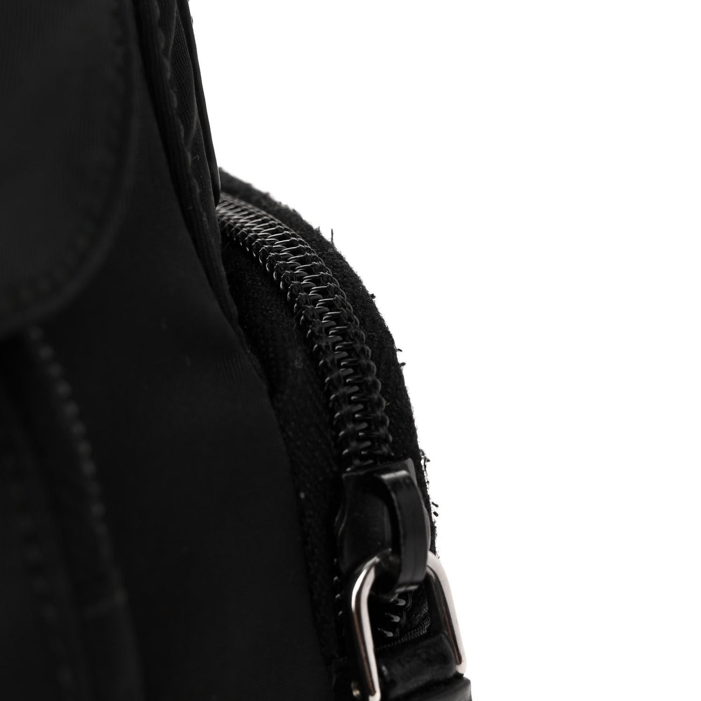 Nylon Vela Messenger Black