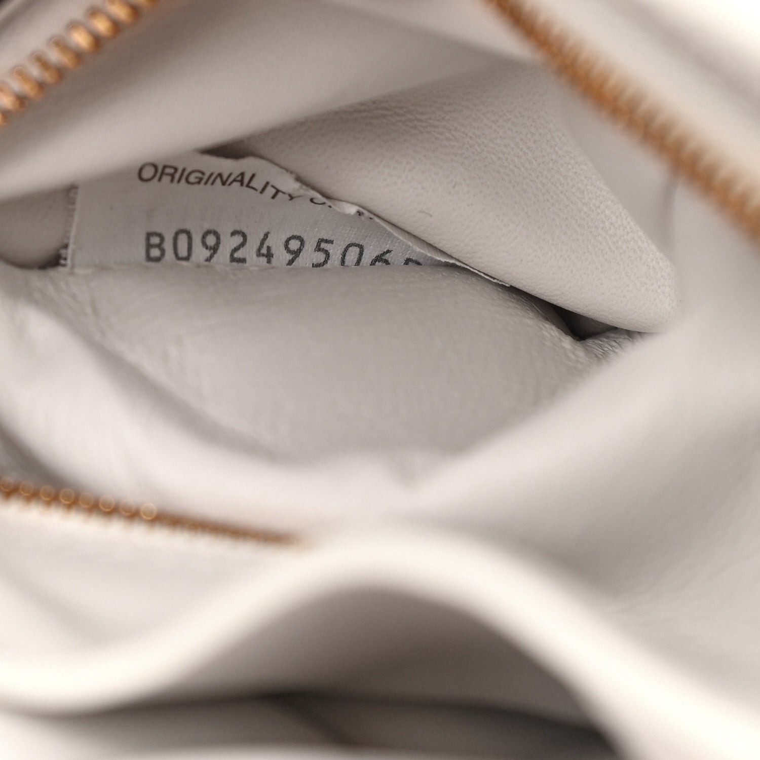 Bottega Veneta Lambskin Maxi Intreccio Padded Chain Cassette Crossbody Bag White 6 of 9