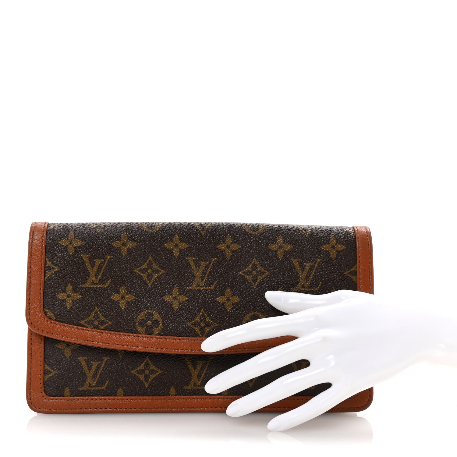Louis Vuitton Monogram Pochette Dame 26 2 of 6