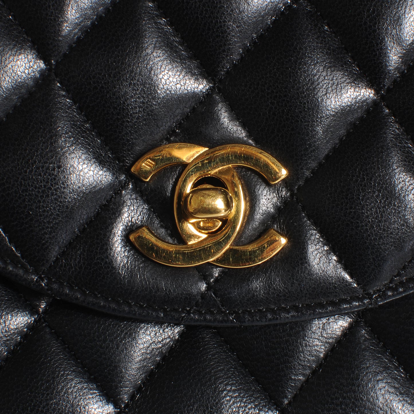 Lambskin Small Single Flap Black