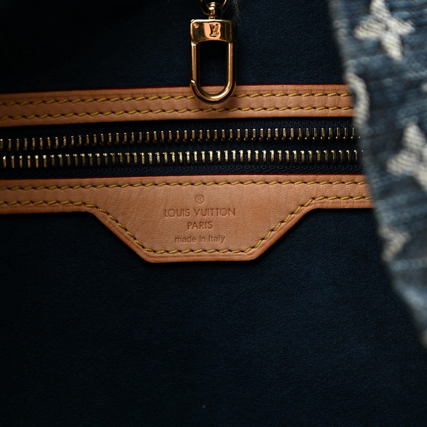 Louis Vuitton Denim Daily GM Gris Blue 7 of 12