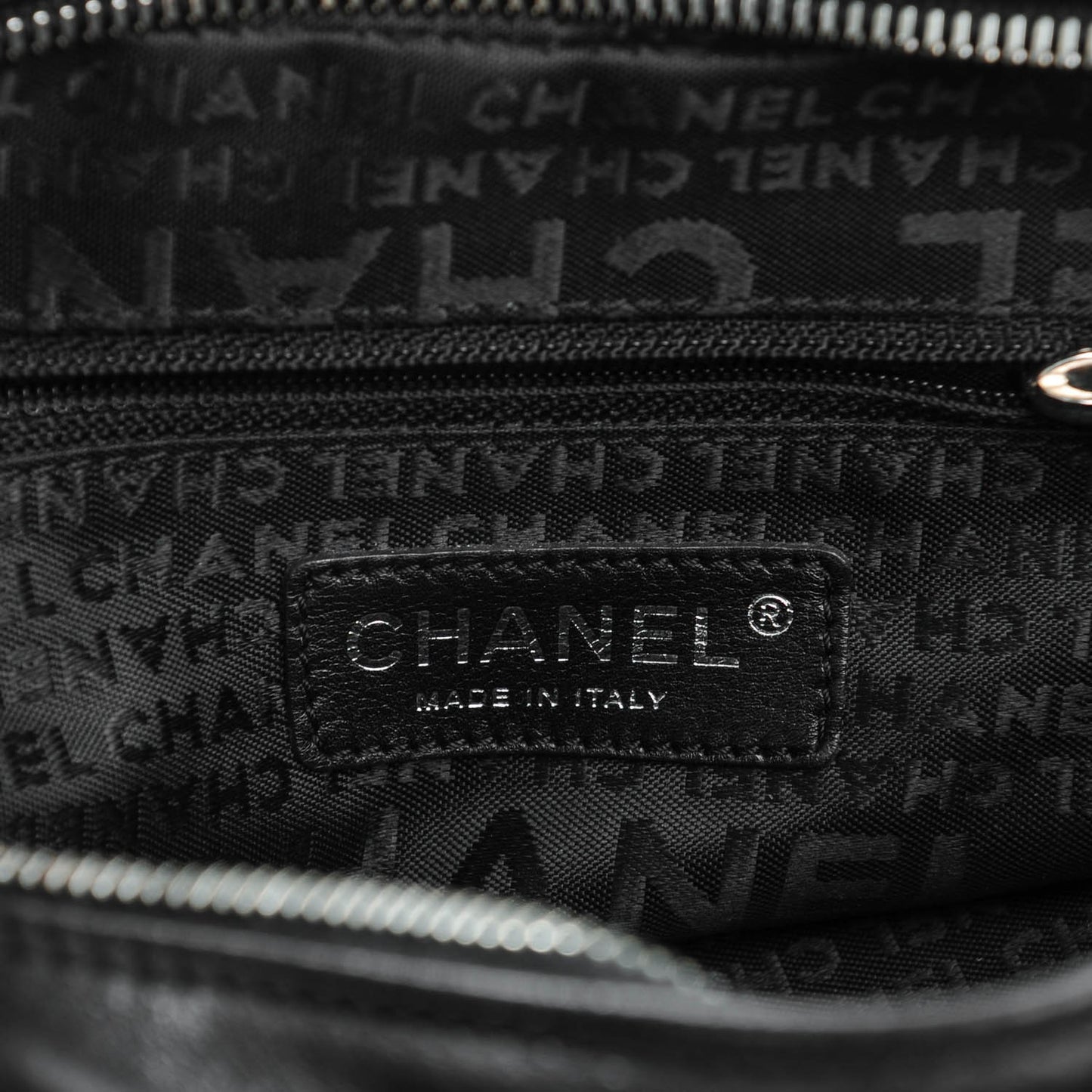 Lambskin Ultimate Soft Frame Bag Black