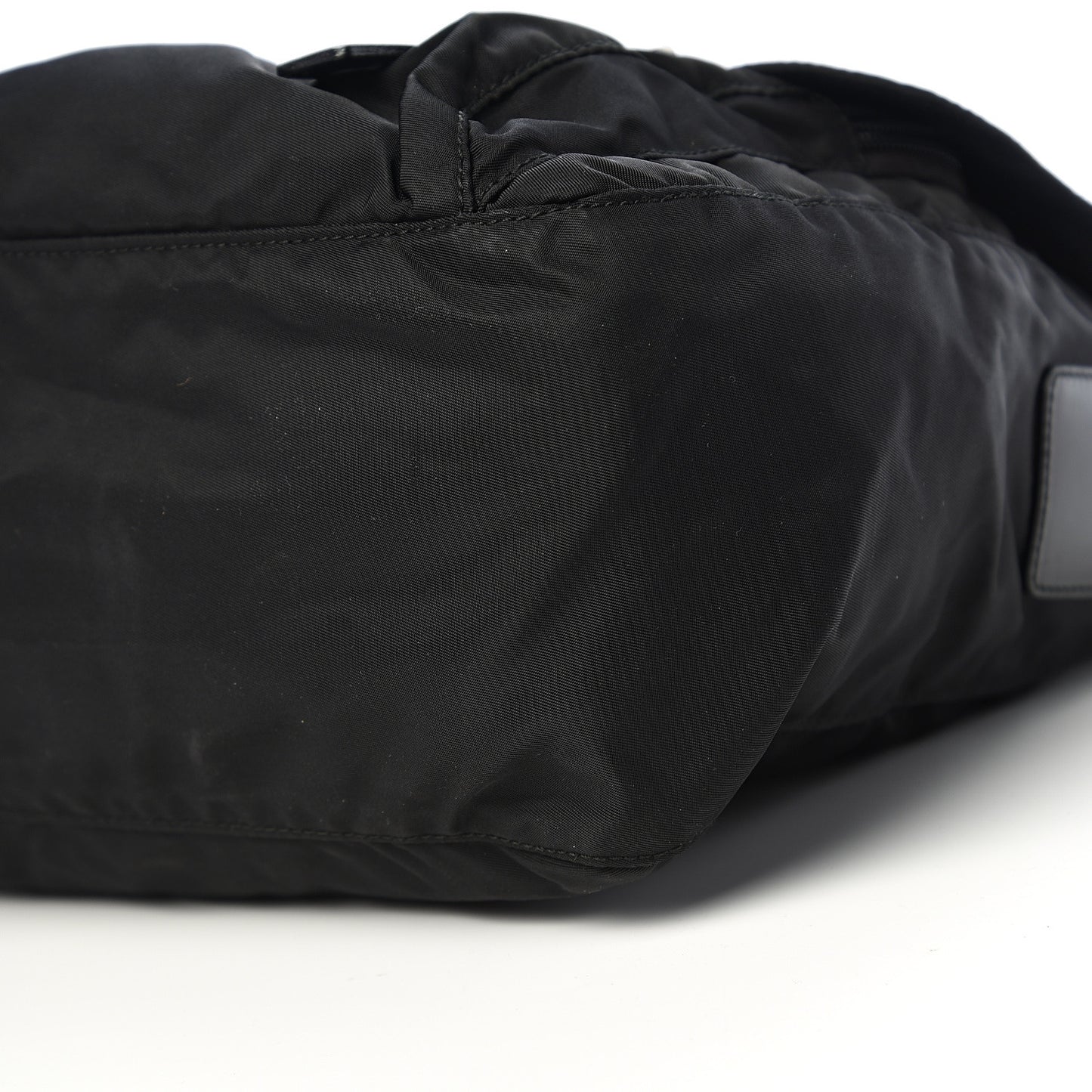 Nylon Vela Sport Messenger Bag Black