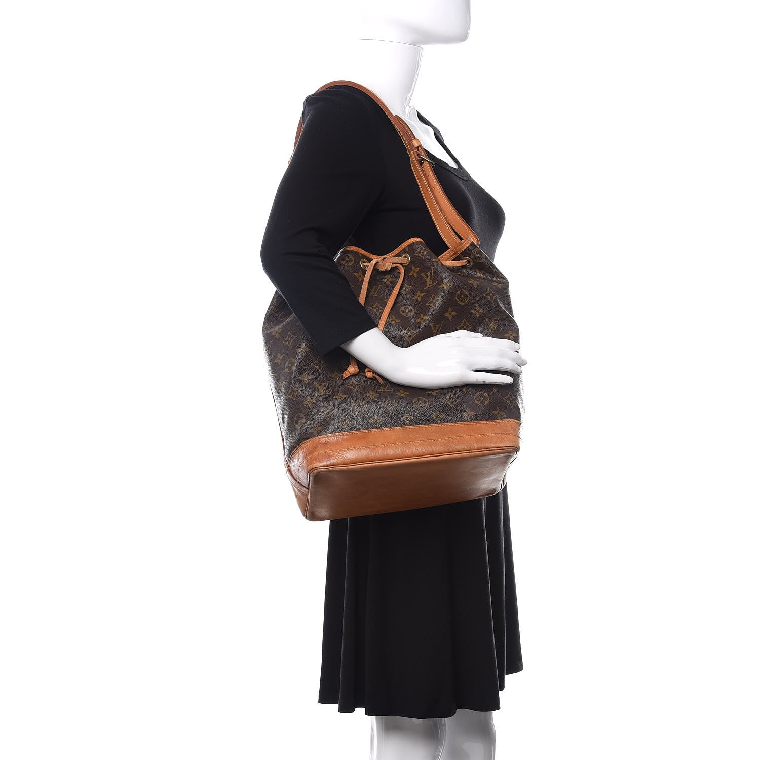 Louis Vuitton Monogram Noe 2 of 17