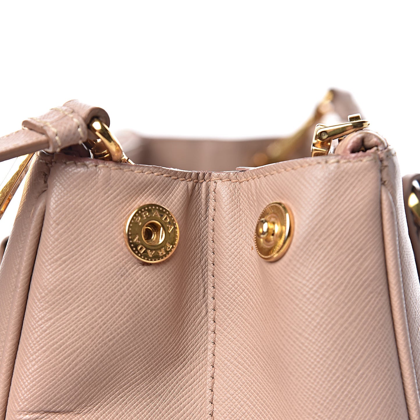 Saffiano Medium Galleria Double Zip Tote Cammeo