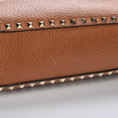 Valentino Garavani Pebbled Calfskin Large Rockstud Flip-Lock Messenger Bag Light Cuir 10 of 11