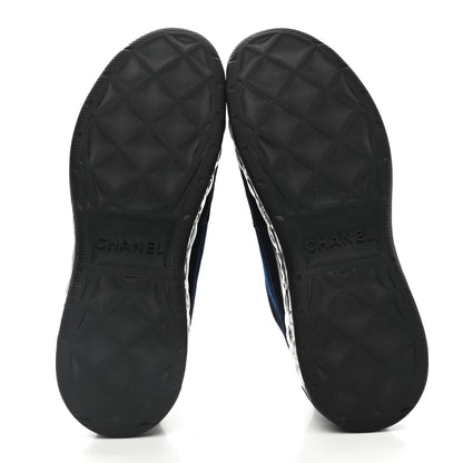 Chanel Suede Calfskin Velvet Grosgrain CC Sneakers 40 Navy Blue Black 5 of 8