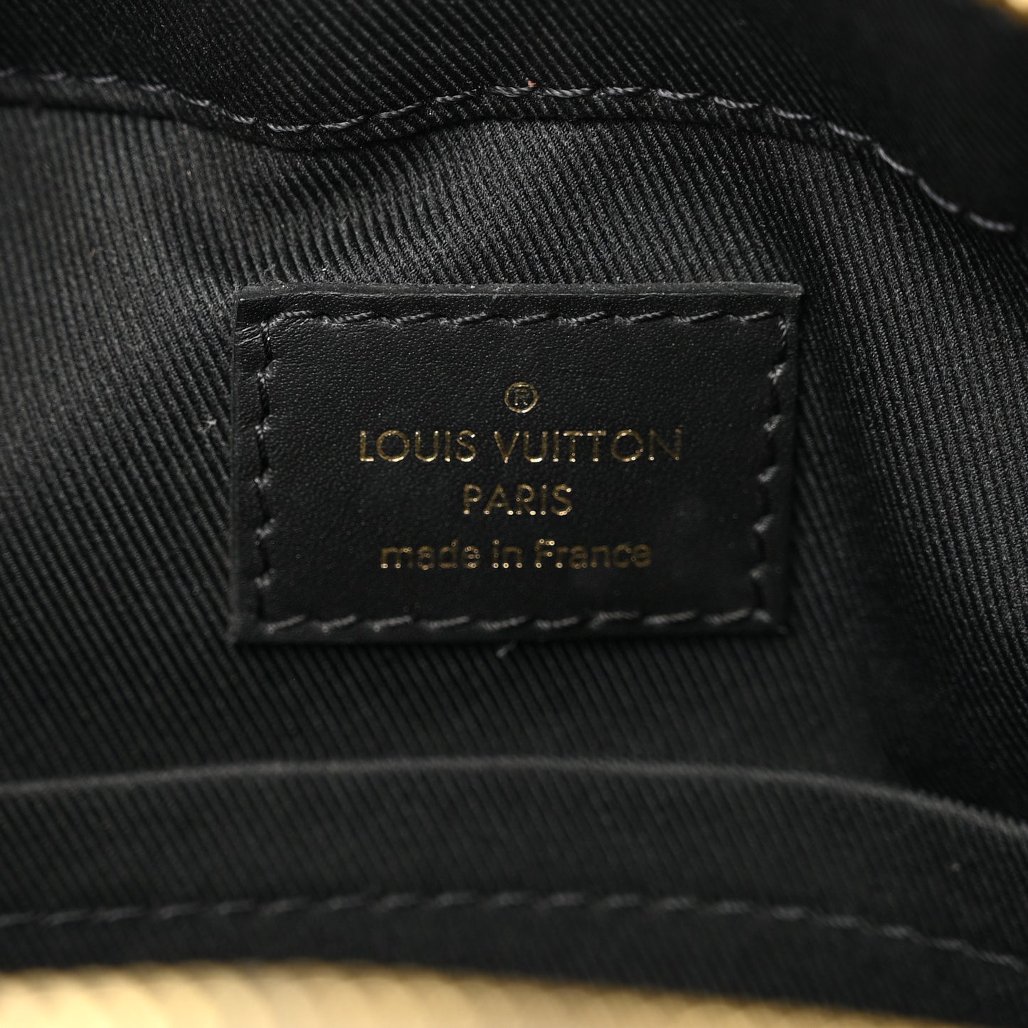 Monogram Saintonge Black Black