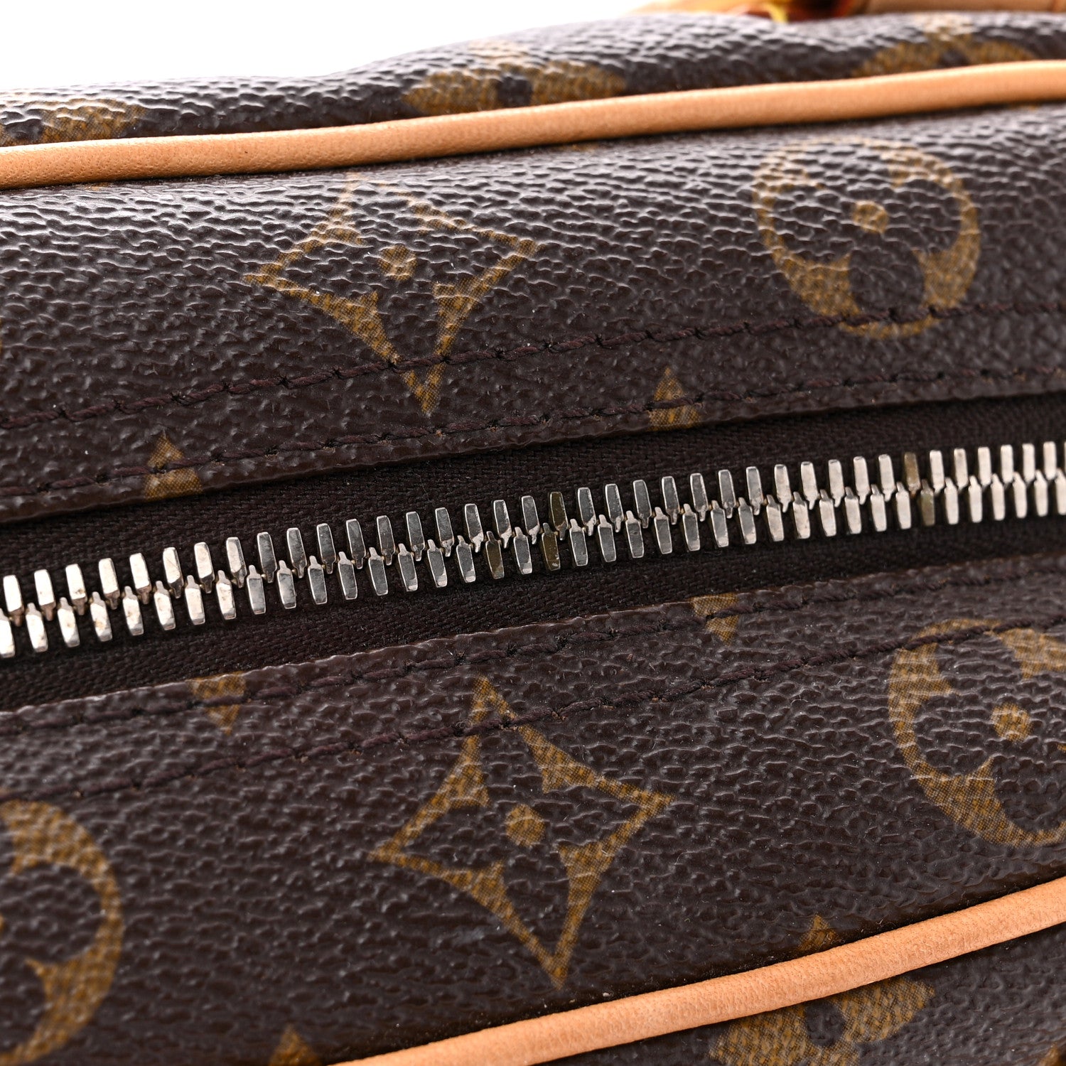 Louis Vuitton LOUIS VUITTON Monogram Manhattan PM 12 of 18