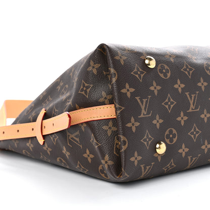 Louis Vuitton Monogram Carryall MM 8 of 12