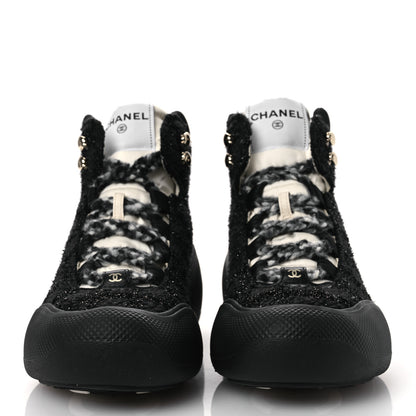 Chanel Tweed CC Lace Up Ankle Snow Boots 38.5 Black 3 of 11