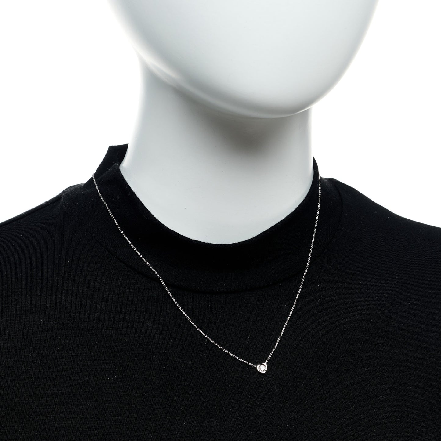 18K White Gold Diamond Heart Pendant Necklace