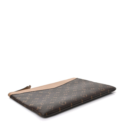 Louis Vuitton Monogram Daily Pouch Sesame 4 of 6