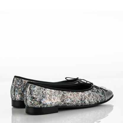 Chanel Metallic Calfskin Hologram Cap Toe Ballerina Flats 38.5 Silver 4 of 7