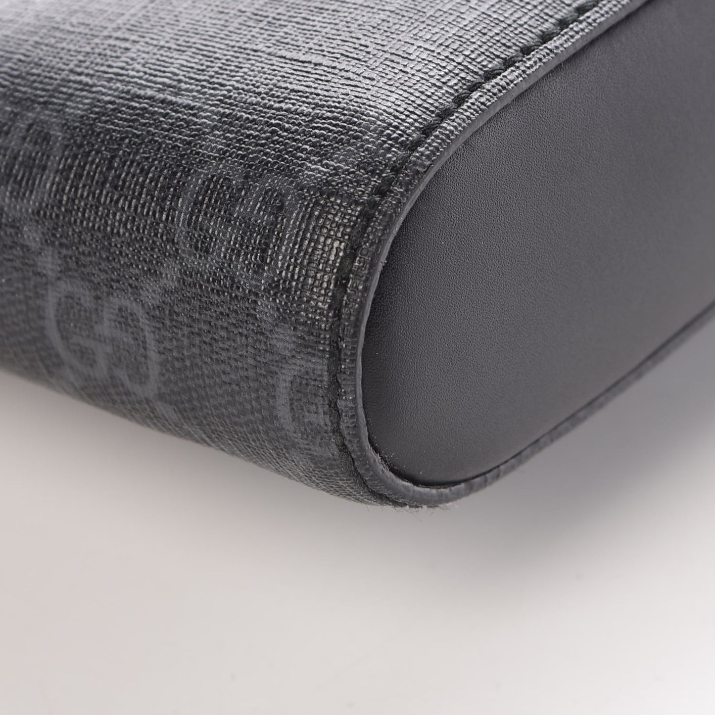 GG Supreme Monogram Night Courrier Flat Messenger Bag Black Multicolor