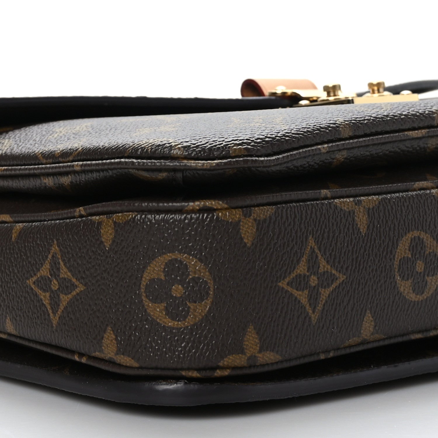 Louis Vuitton Monogram Pochette Metis 8 of 9