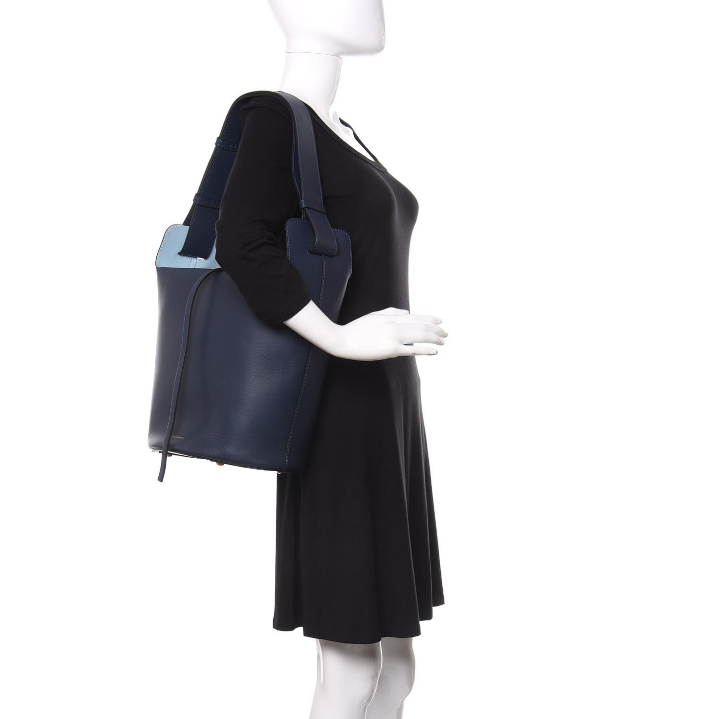 Supple Calfskin Medium Bucket Mid Indigo