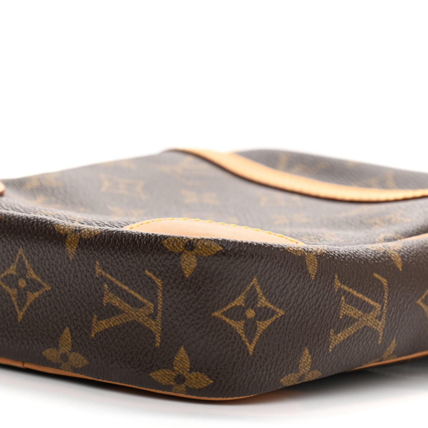 Louis Vuitton Monogram Danube 21 9 of 9