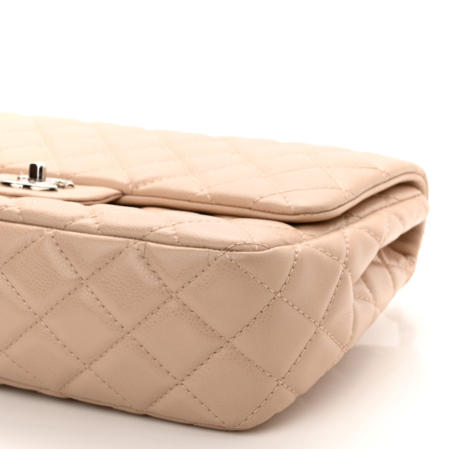 Caviar Quilted Jumbo Single Flap Ecru