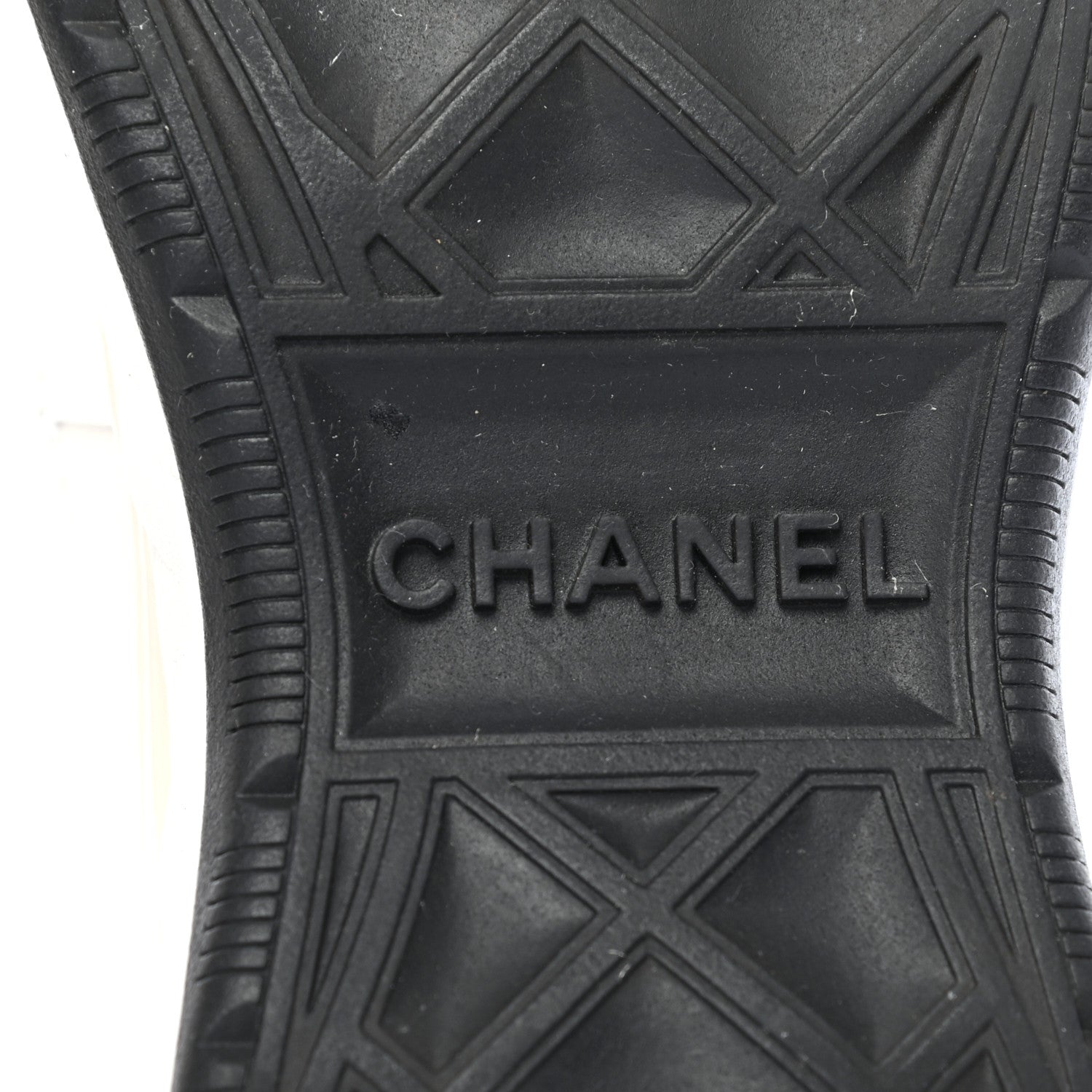 Chanel Velvet Calfskin Mixed Fibers CC Sneakers 37 Ivory Black 6 of 8