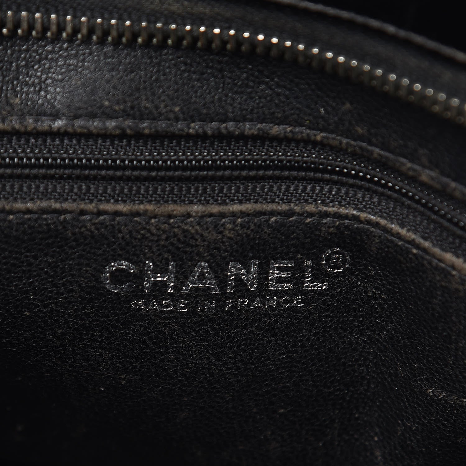 Chanel Patent Quilted Medallion Tote Black 6 of 17