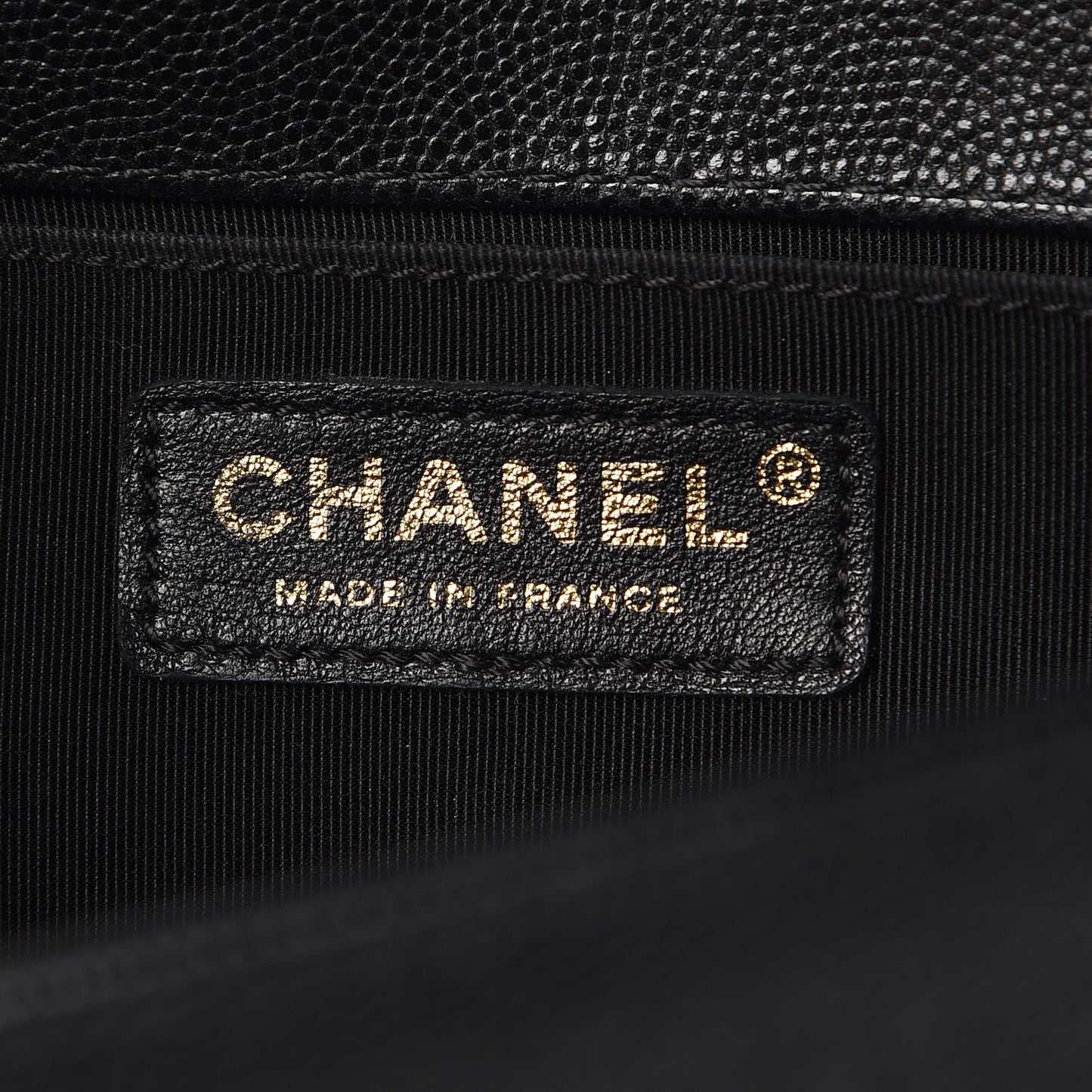 Caviar Quilted Medium Boy Flap Black