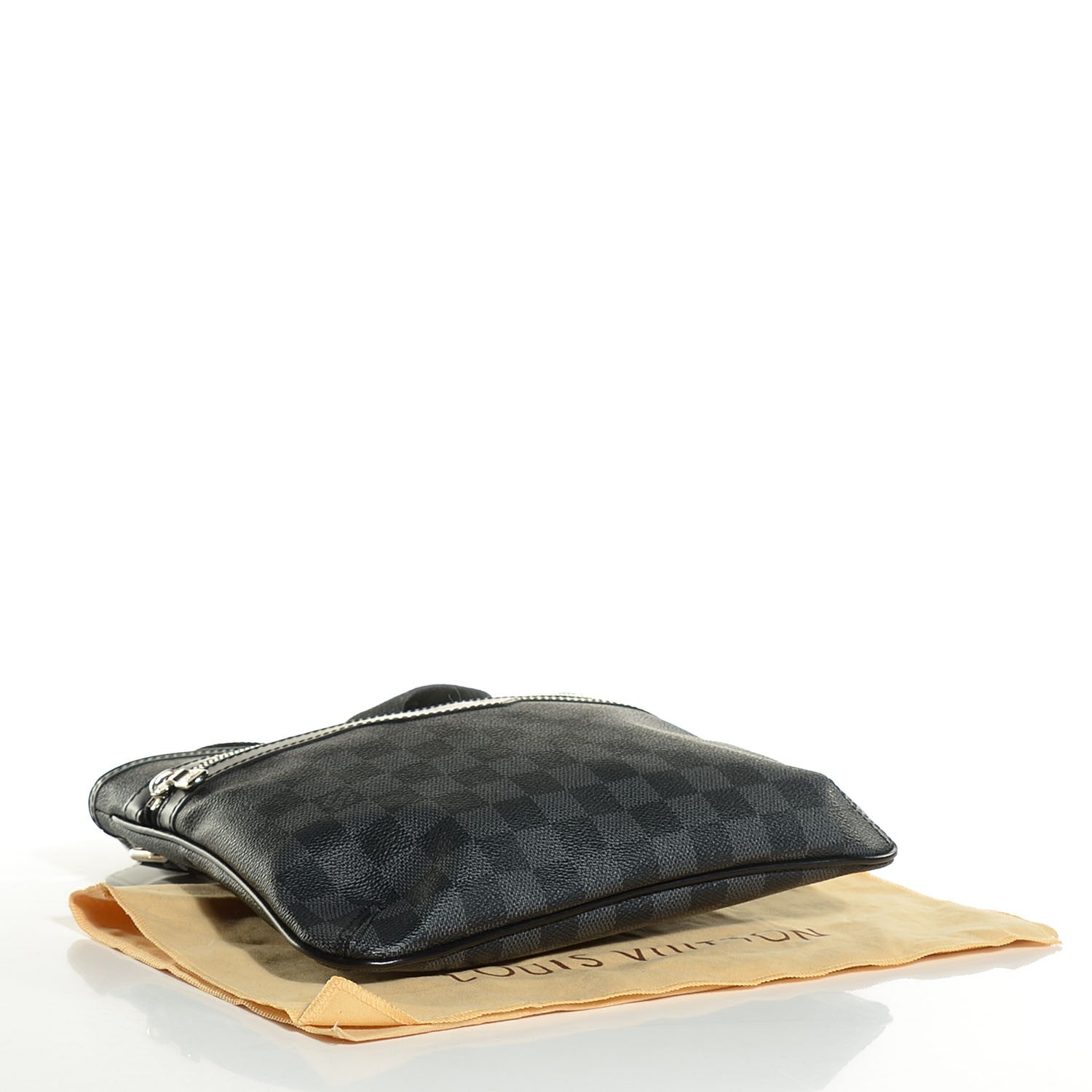 Louis Vuitton Damier Graphite Thomas 4 of 7