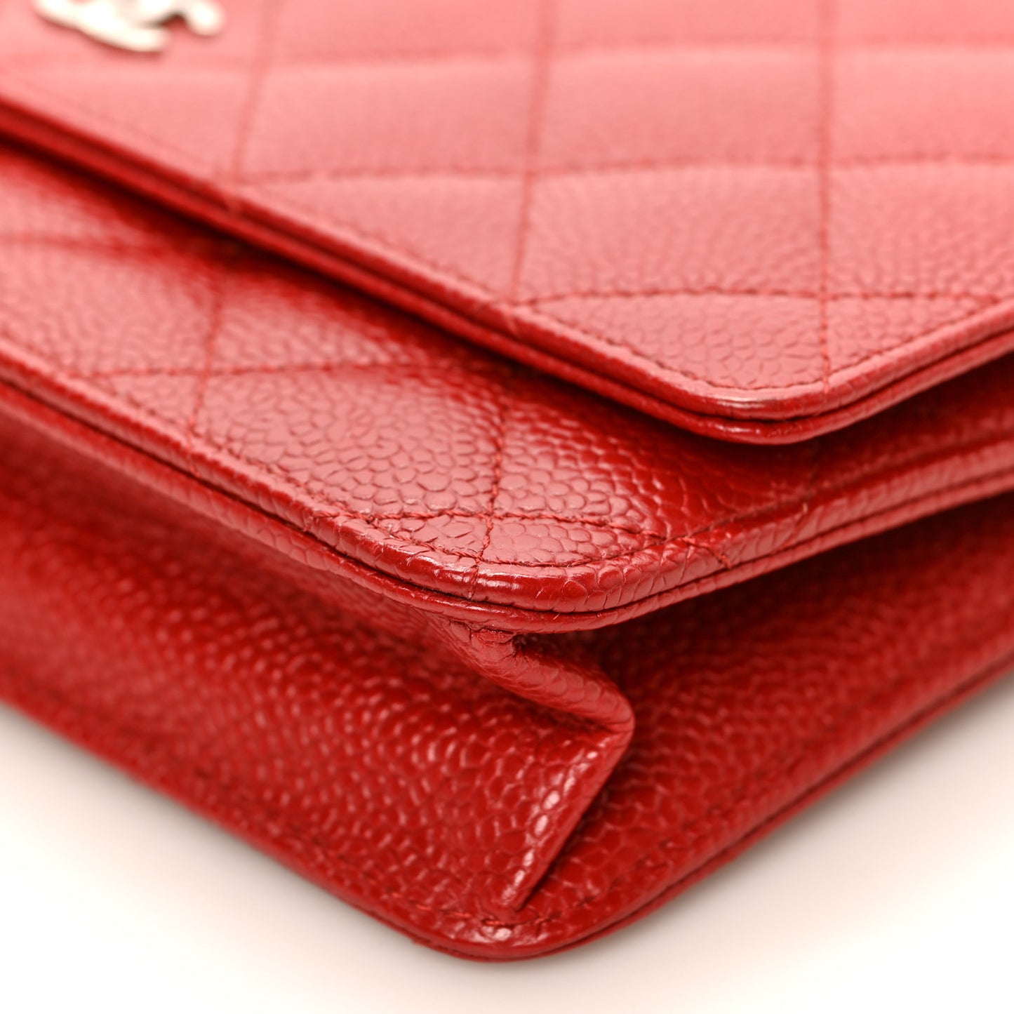 Caviar Quilted Wallet on Chain WOC Red