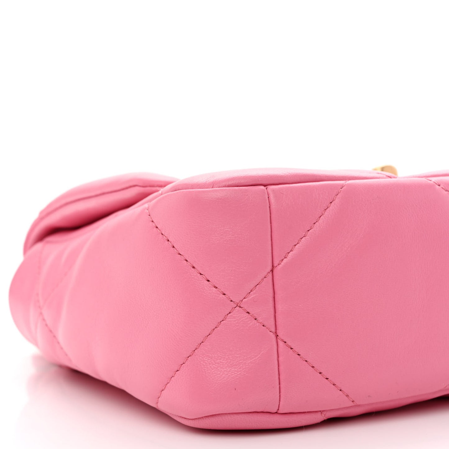 Lambskin Quilted Medium Chanel 19 Flap Pink