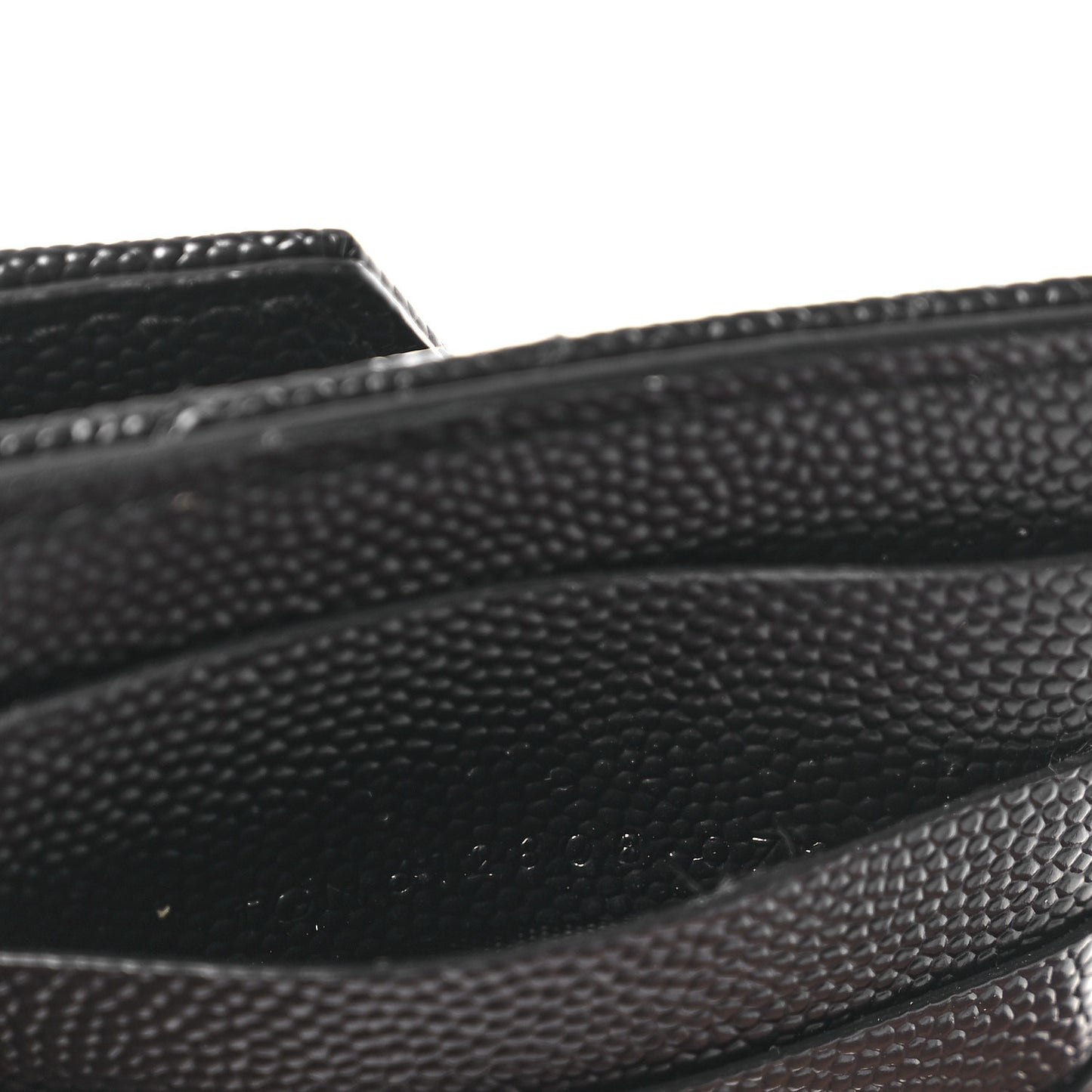 Grain De Poudre Matelasse Chevron Monogram Compact Wallet Black