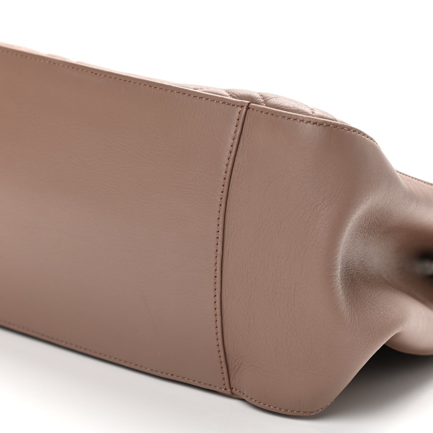 Calfskin Matelasse Medium GG Marmont Tote Porcelain Rose