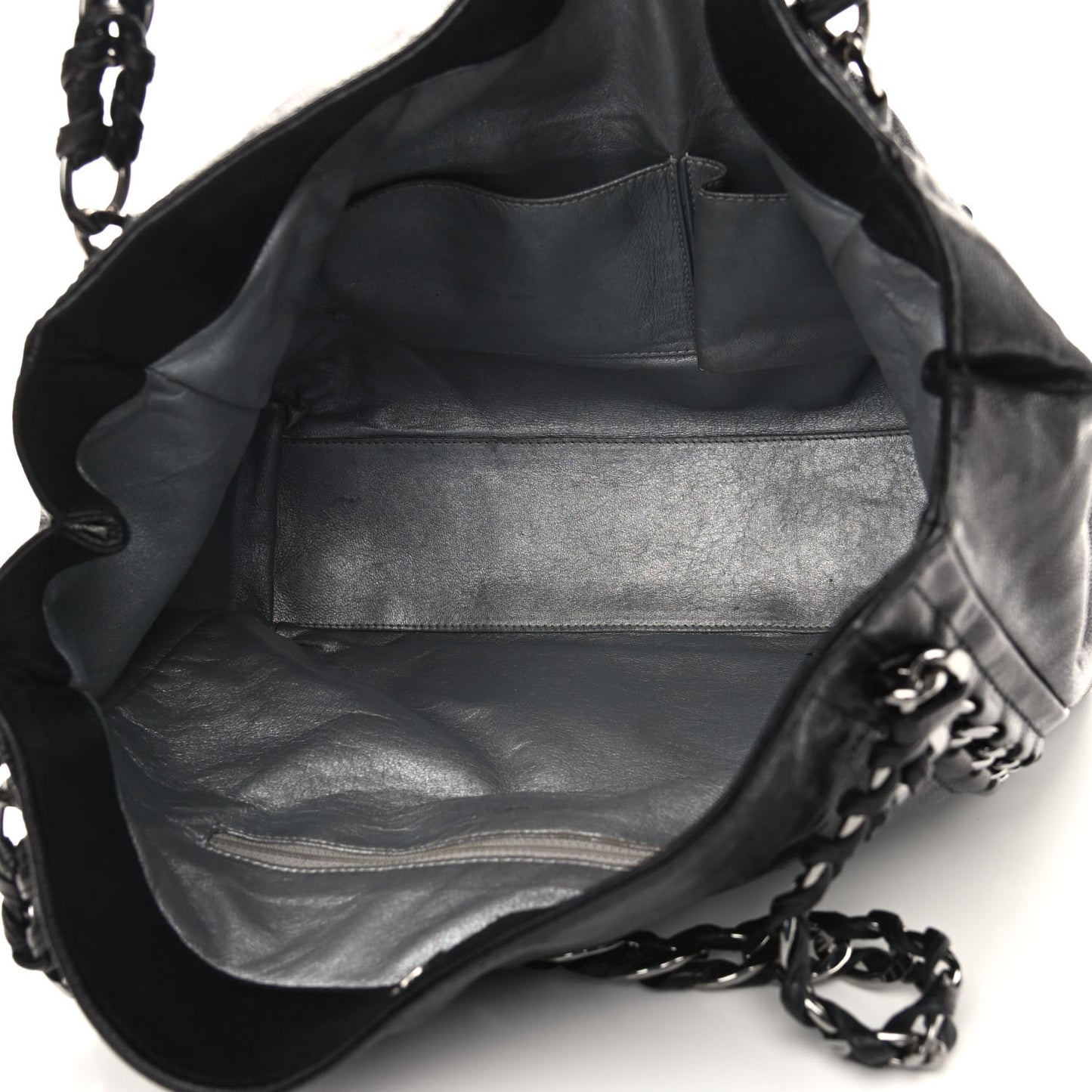 Glazed Caviar Modern Chain Tote Black