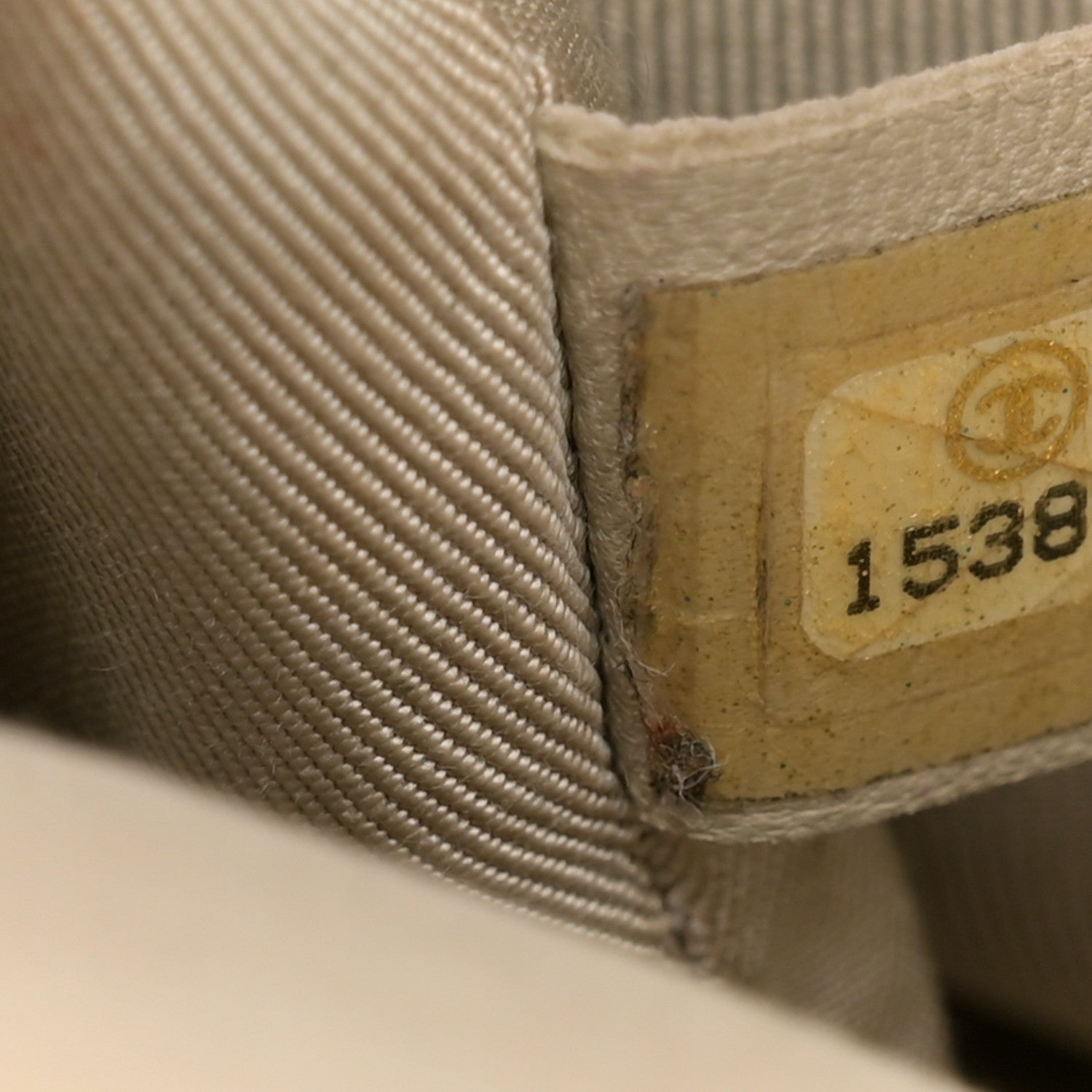 Chanel Washed Lambskin Quilted Medium Chain Around Messenger Salmon 6 of 13