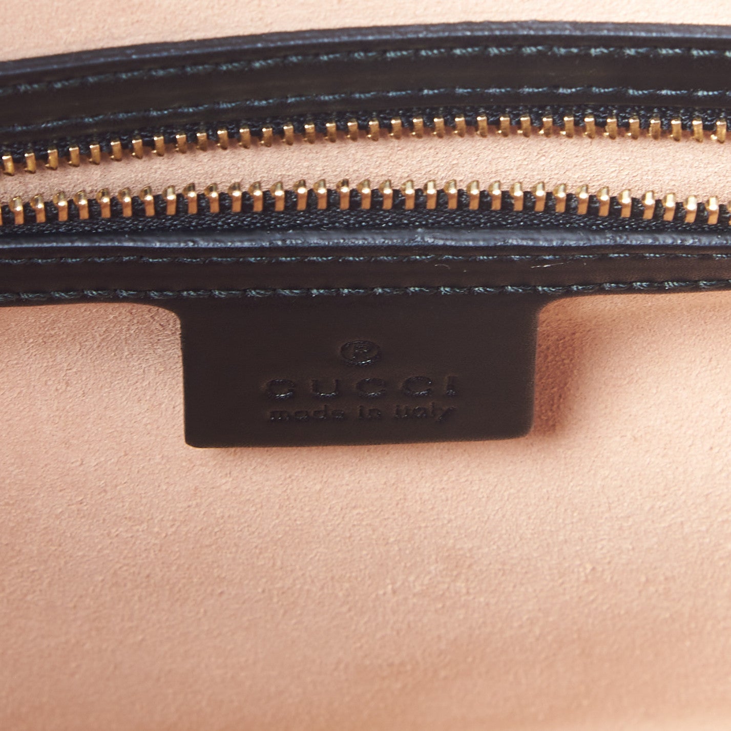 Soft GG Supreme Monogram Bees Small Crossbody Tote Beige Oro Black