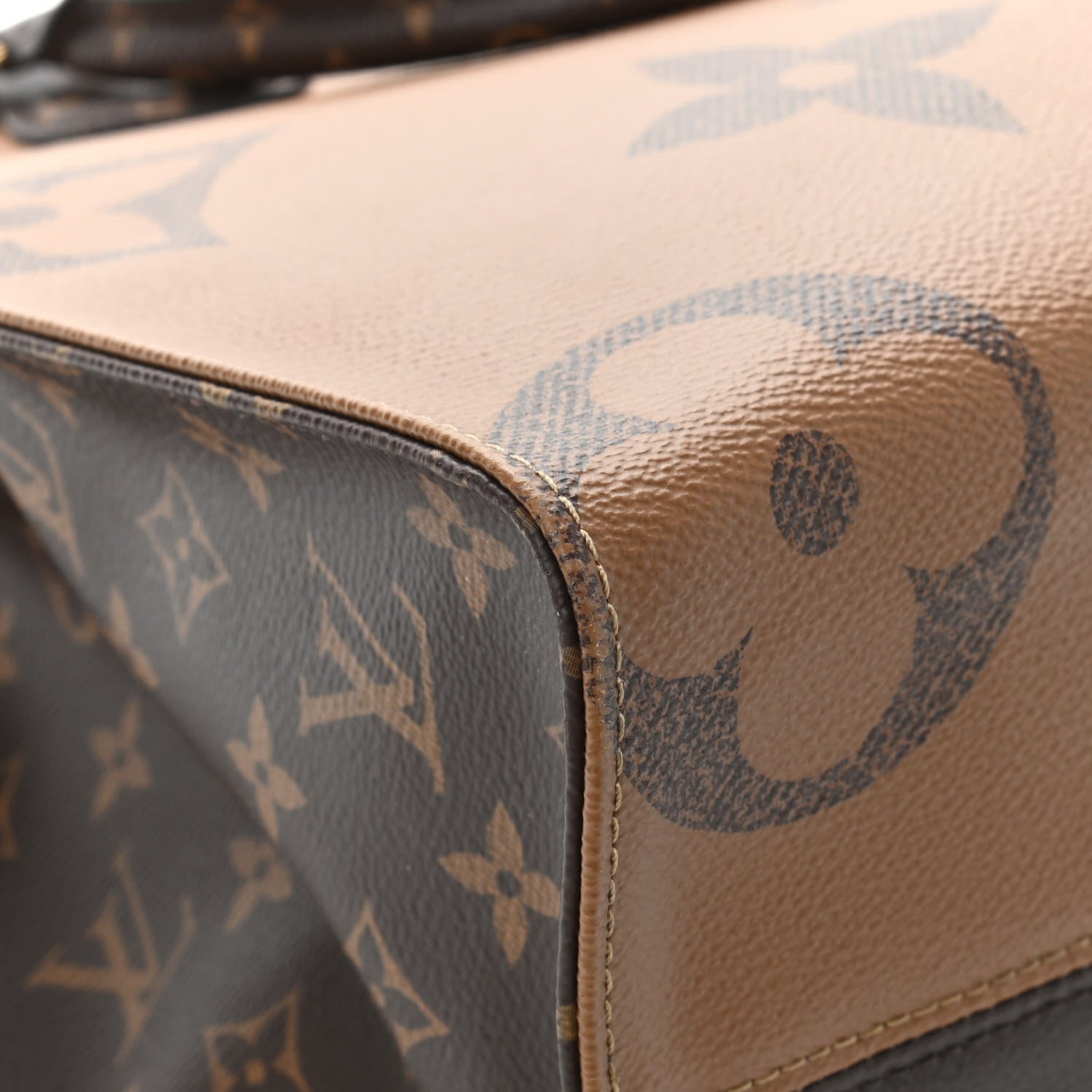 Louis Vuitton Reverse Monogram Giant Onthego MM 11 of 13