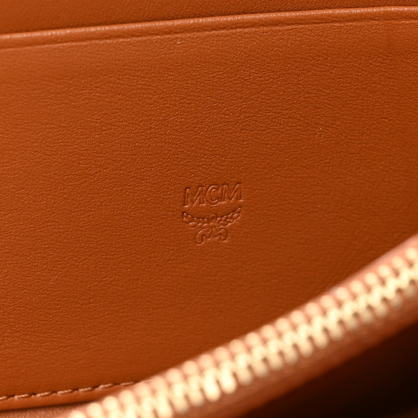 Visetos Large Zip Around Wallet Cognac