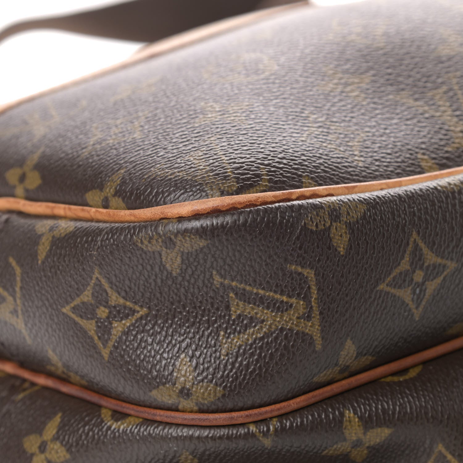 Louis Vuitton Monogram Reporter PM 6 of 7